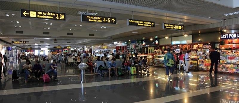 Shopping at Hanoi Airport